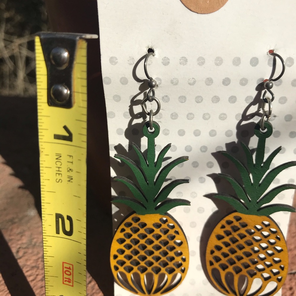 Pineapple 🍍🍍Light Weighted Earrings - Picture 2 of 4